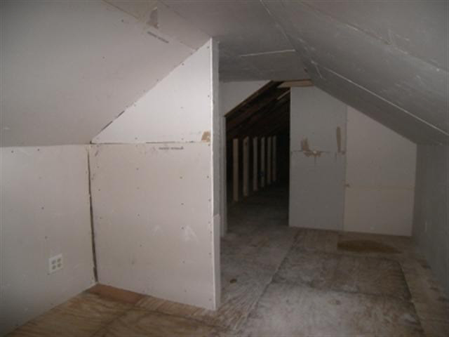 210 Jefferson Street, Unit NEAR 2 Rochester, IN 46975 - Photo 22 of 25 Gallery Image 22