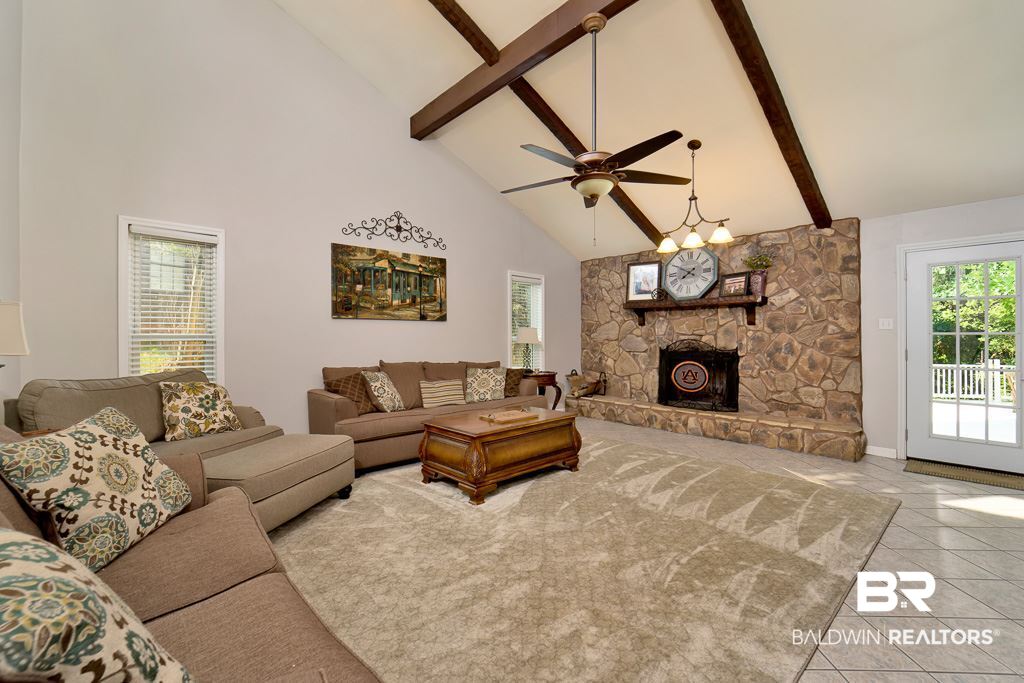 2832 Del Rio Road South Mobile, AL 36693 - Photo 4 of 24