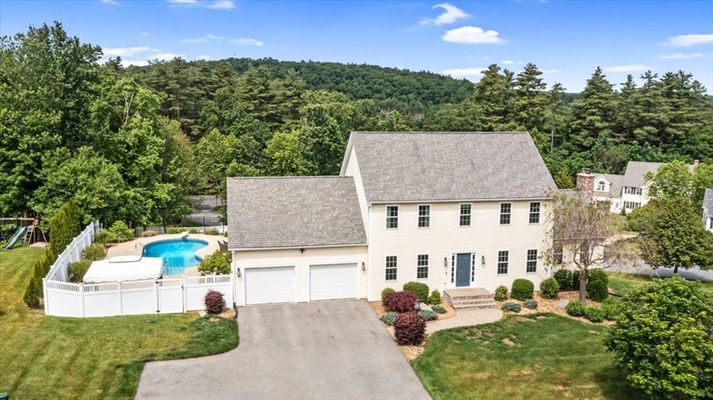 2 Harding Lane Sturbridge, MA 01518 - Photo 37 of 42 an aerial view of a house with a yard