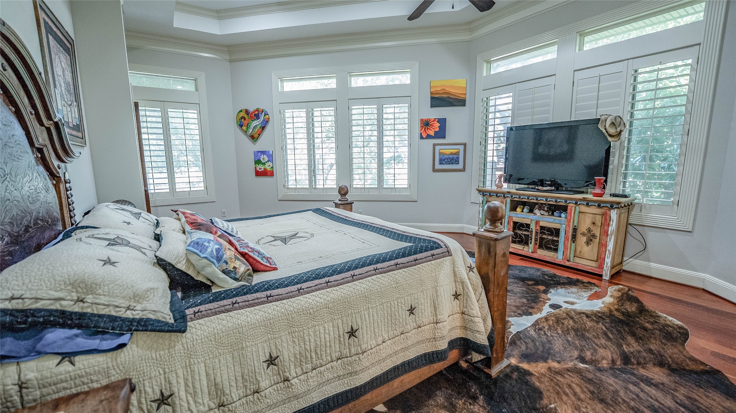 2042 22 Hills Road Gause, TX 77857 - Photo 22 of 50 a bedroom with a bed and a flat screen tv