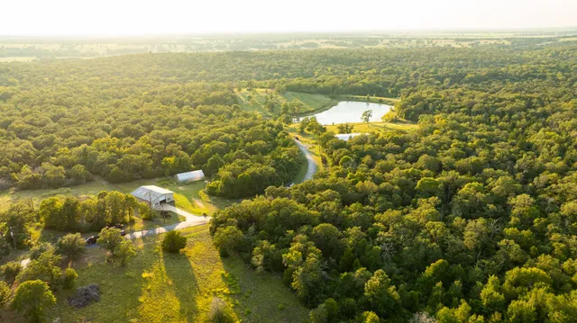 $6,750,000 | 2042 22 Hills Road, Gause, TX 77857