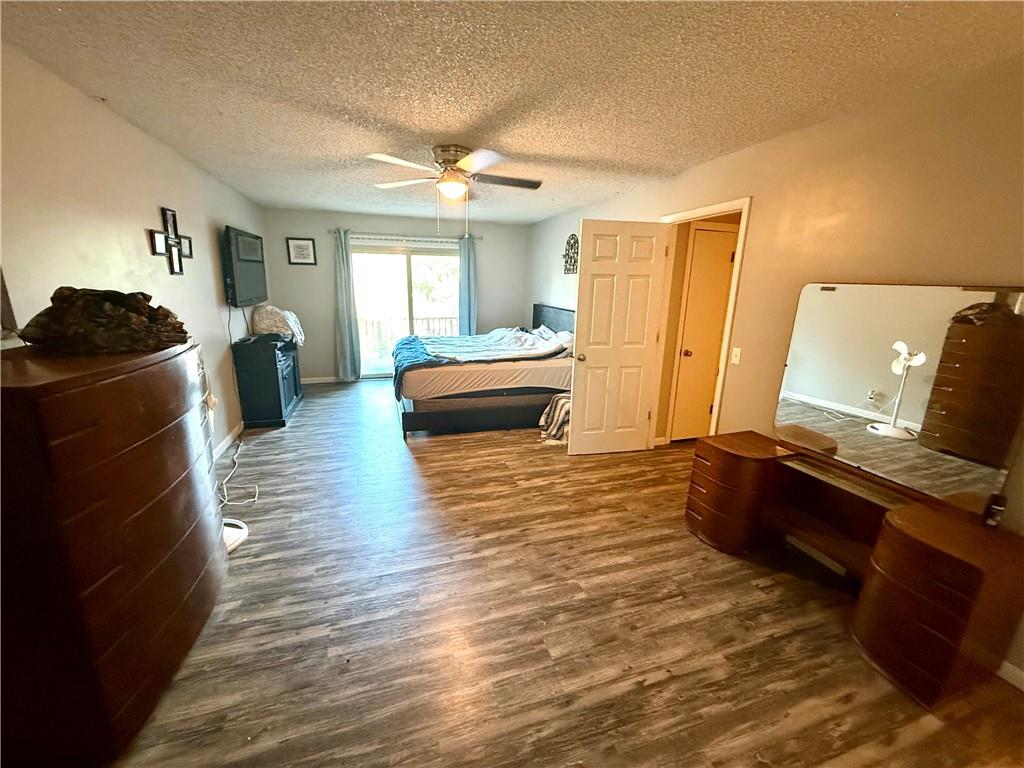 3127 Gene Field Road St. Joseph, MO 64506 - Photo 11 of 25