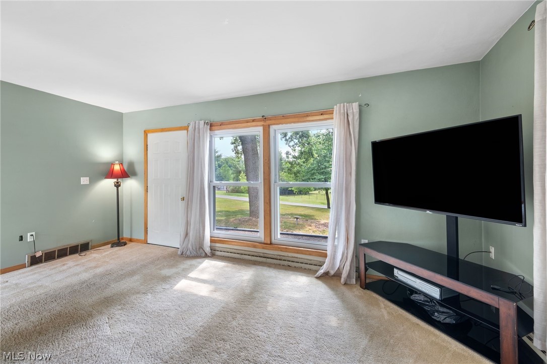 566 Sandy Lake Road Kent, OH 44240 - Photo 7 of 30 Gallery Image 7