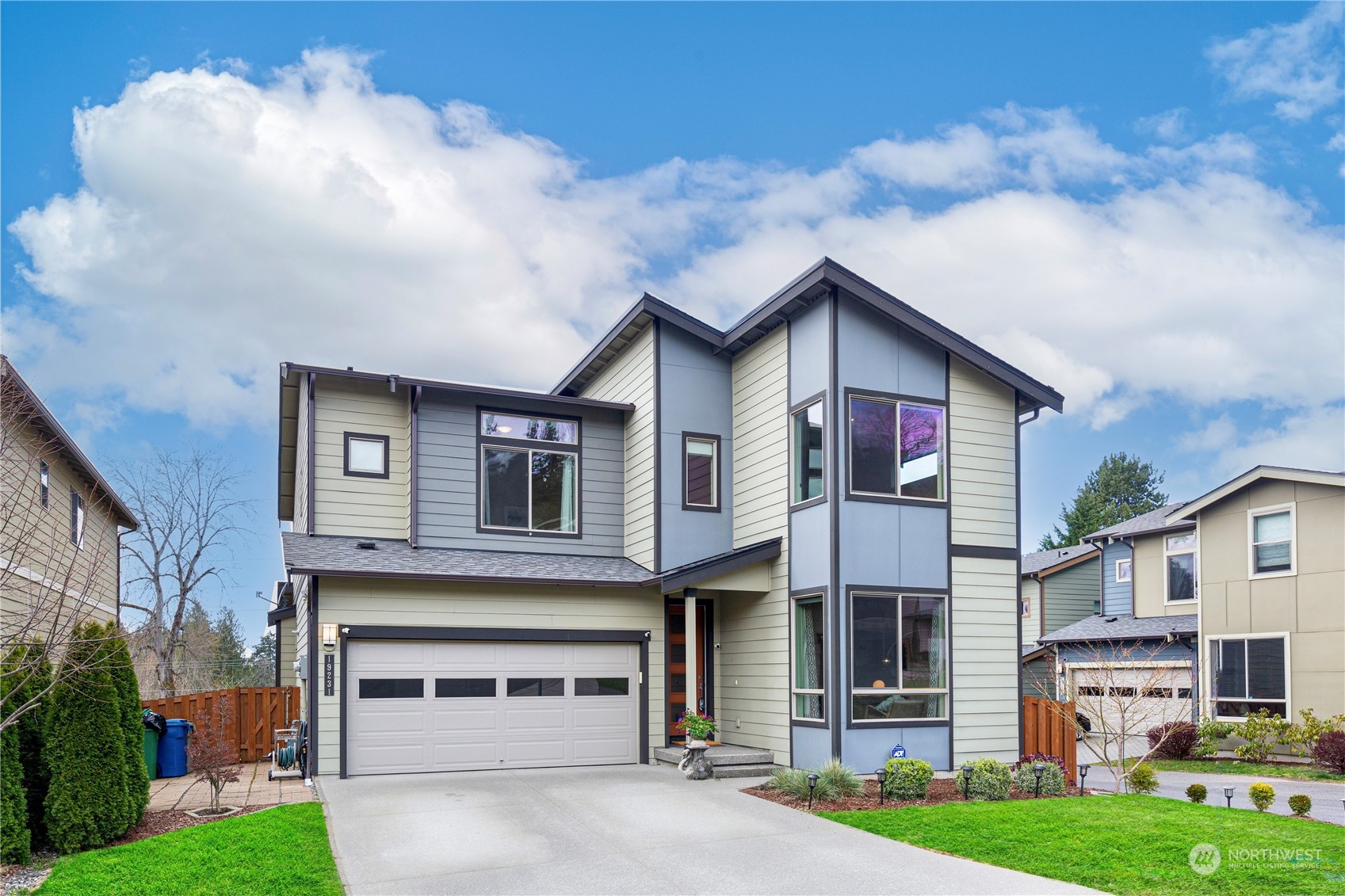 19231 97th Avenue South Renton, WA 98055 - Photo 1 of 1 Gallery Image 1