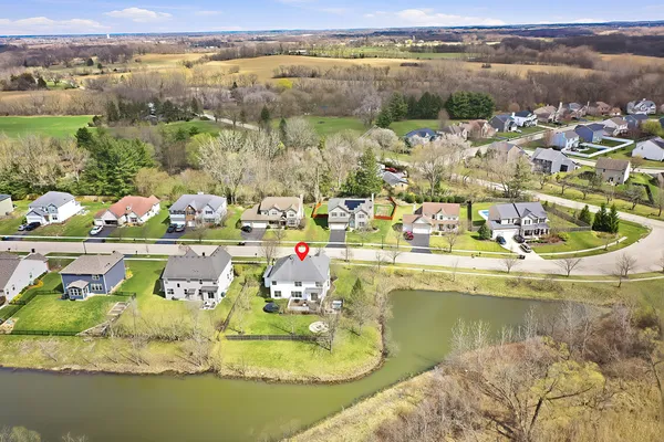 $575,000 | 2275 Walnut Glen Boulevard, Island Lake, IL 60042