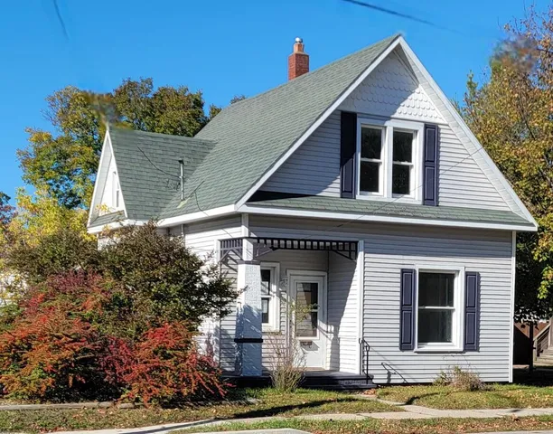 $269,000 | 260 Fremont Street, Manistee, MI 49660