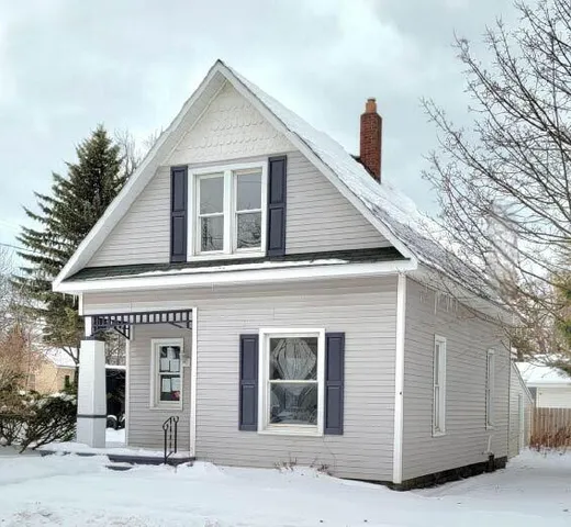 $269,000 | 260 Fremont Street, Manistee, MI 49660