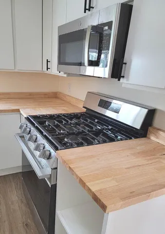 $269,000 | 260 Fremont Street, Manistee, MI 49660