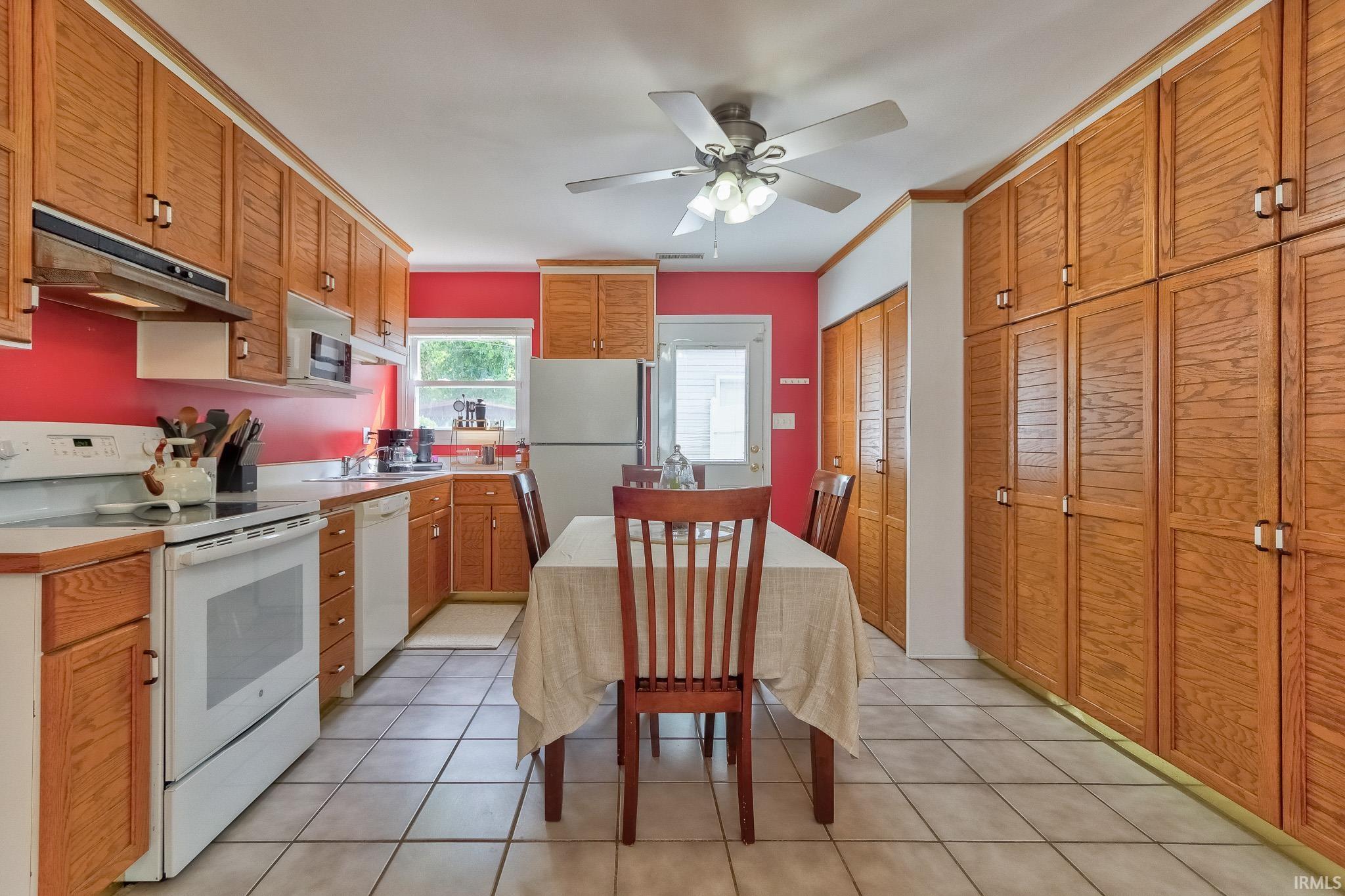 4813 Stratford Road Evansville, IN 47710 - Photo 11 of 35