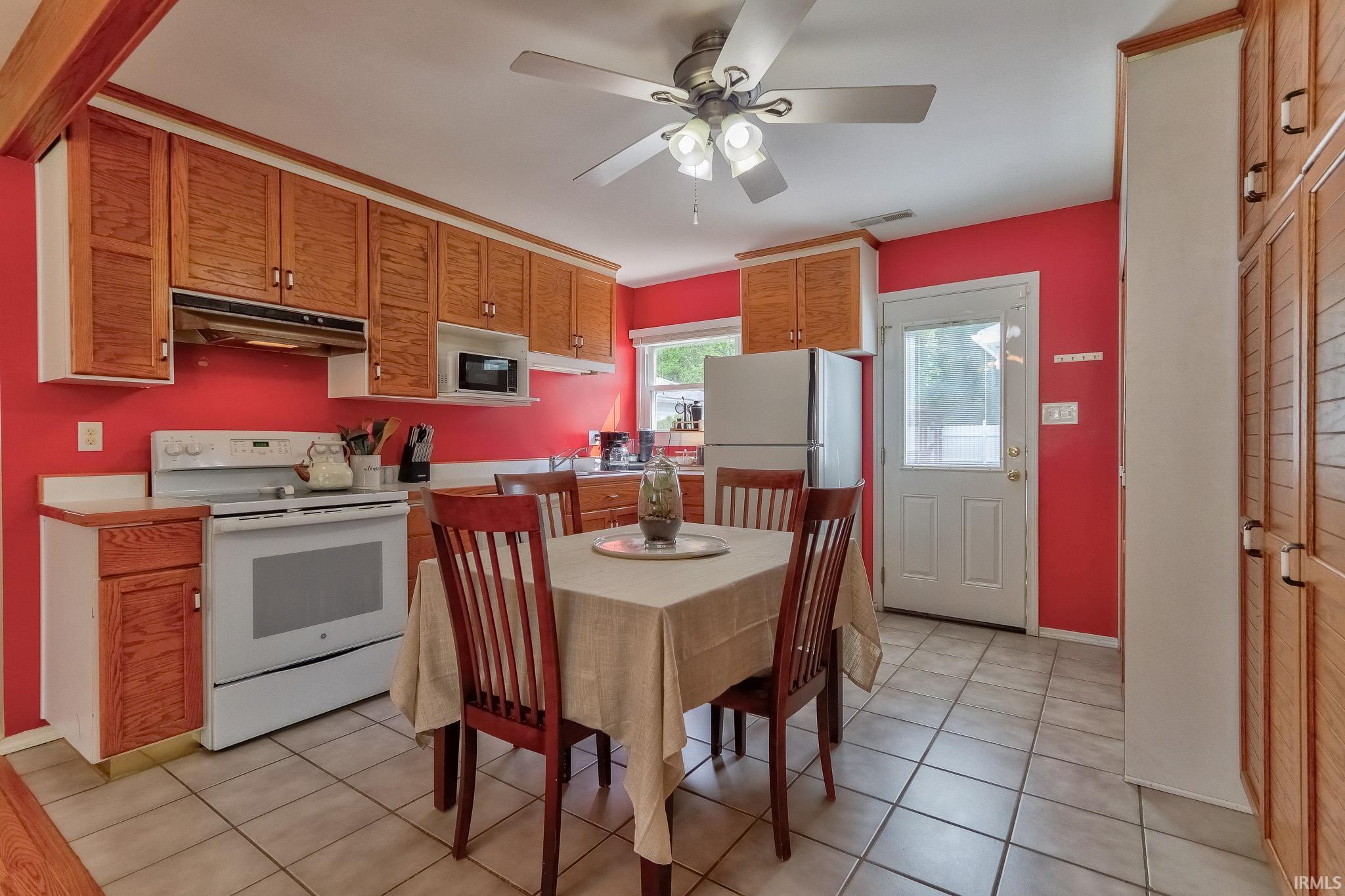 4813 Stratford Road Evansville, IN 47710 - Photo 10 of 35