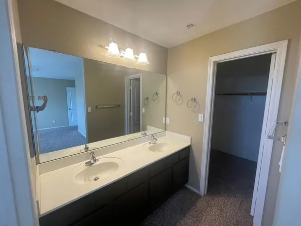 $1,795 | 5665 West Galveston Street, Unit 122, Chandler, AZ 85226