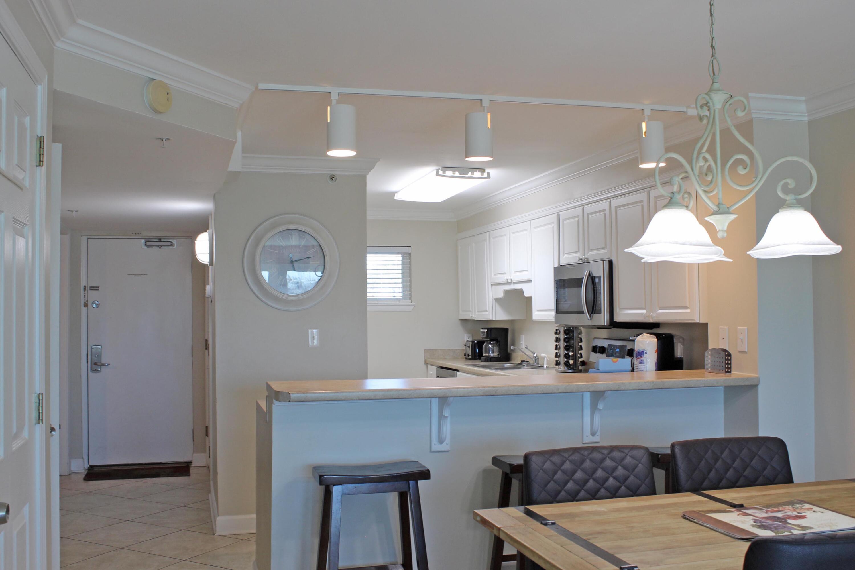 1114 Santa Rosa Boulevard, Unit 102 Fort Walton Beach, FL 32548 - Photo 41 of 54 IMG_4849