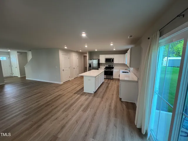 $2,095 | 154 Day Farm Drive, Lillington, NC 27546