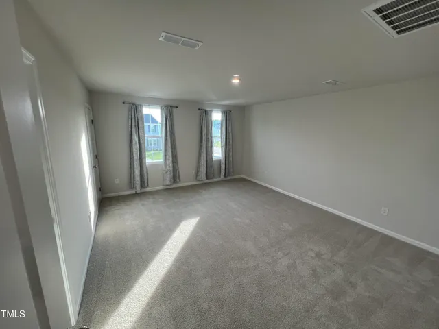 $2,095 | 154 Day Farm Drive, Lillington, NC 27546