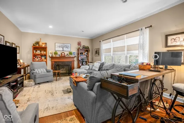 $640,000 | 11382 Royal Place, Carmel, IN 46032