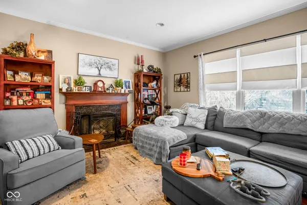 $640,000 | 11382 Royal Place, Carmel, IN 46032