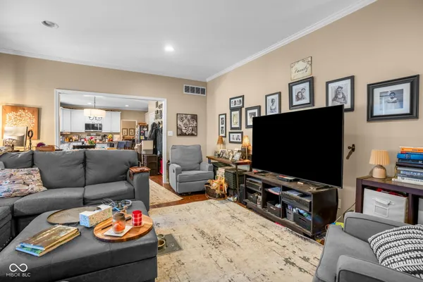 $640,000 | 11382 Royal Place, Carmel, IN 46032