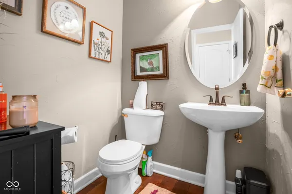 $640,000 | 11382 Royal Place, Carmel, IN 46032