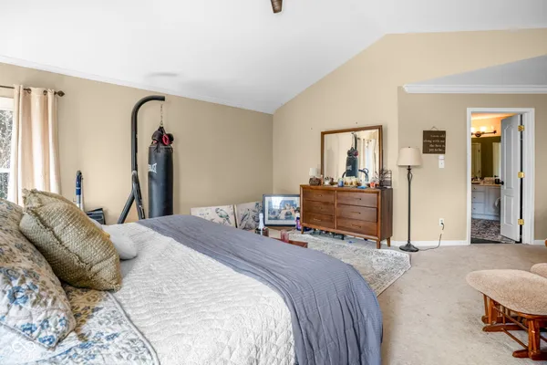 $640,000 | 11382 Royal Place, Carmel, IN 46032