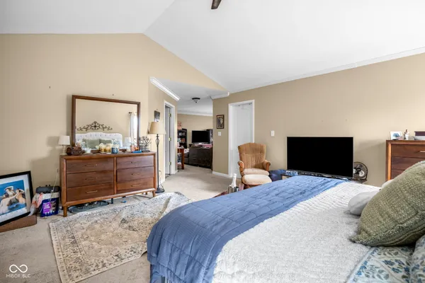 $640,000 | 11382 Royal Place, Carmel, IN 46032