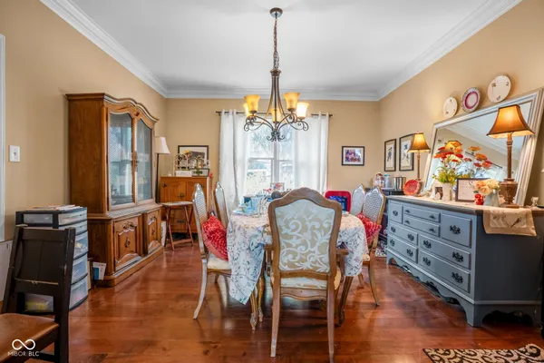 $640,000 | 11382 Royal Place, Carmel, IN 46032