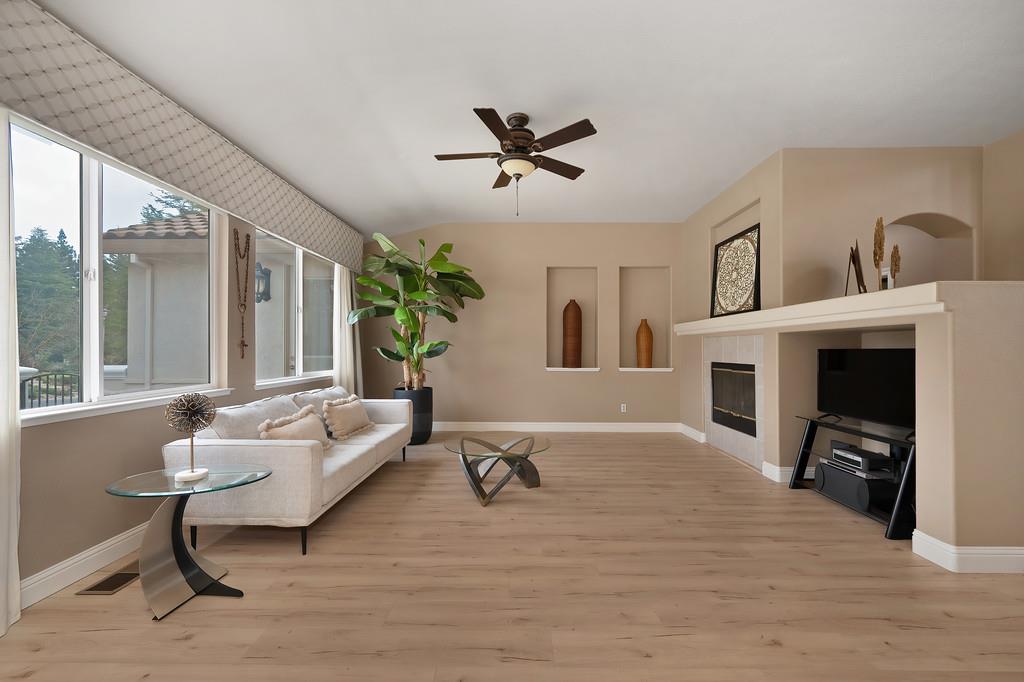 6406 Lobo Drive Rancho Murieta, CA 95683 - Photo 11 of 43