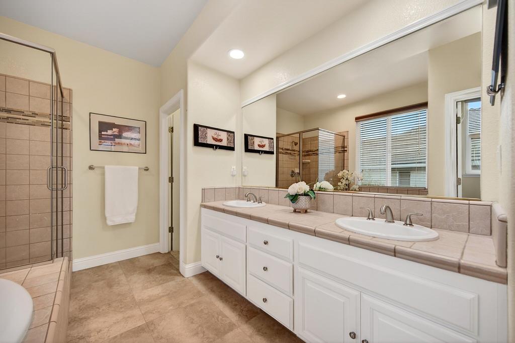 6406 Lobo Drive Rancho Murieta, CA 95683 - Photo 24 of 43