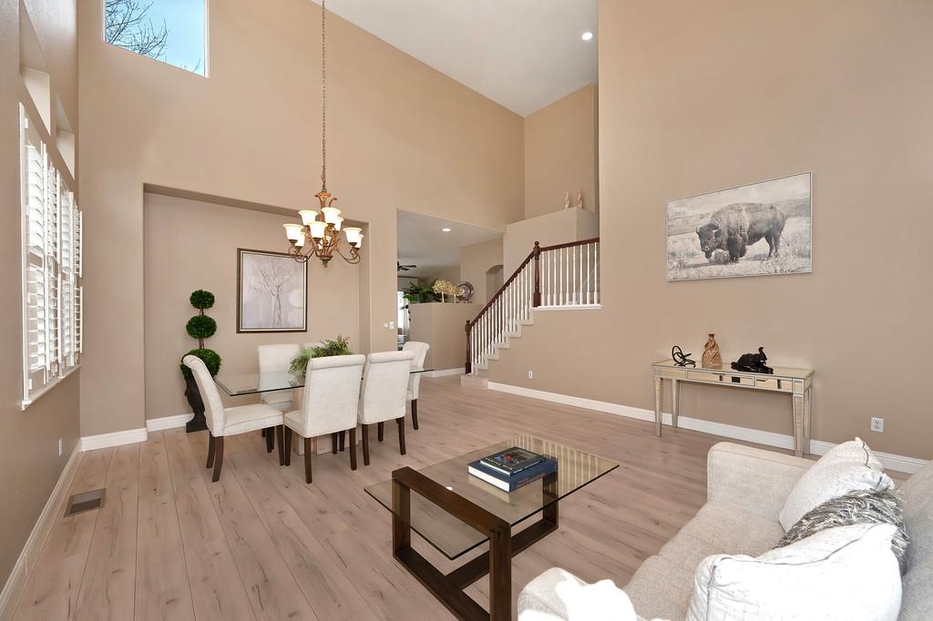 6406 Lobo Drive Rancho Murieta, CA 95683 - Photo 4 of 43