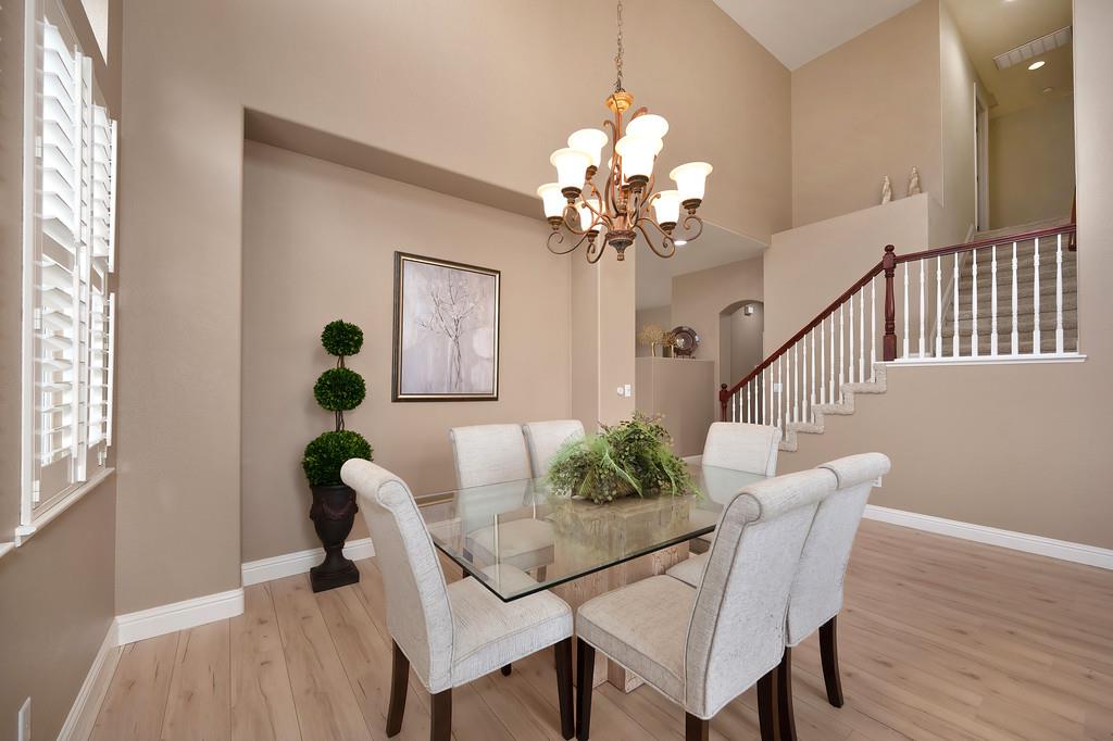 6406 Lobo Drive Rancho Murieta, CA 95683 - Photo 5 of 43