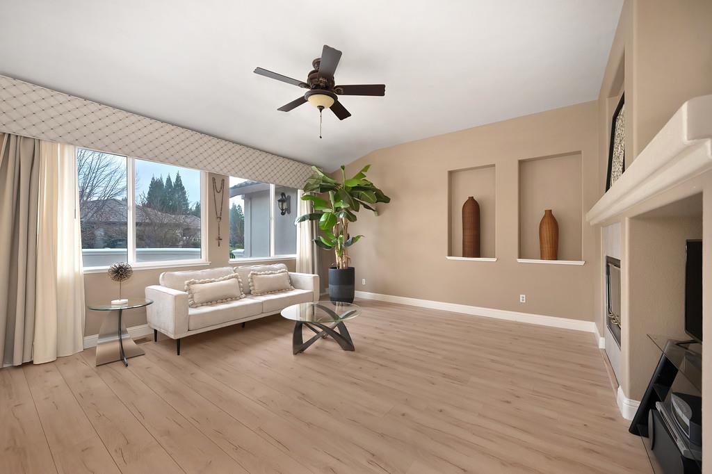 6406 Lobo Drive Rancho Murieta, CA 95683 - Photo 10 of 43