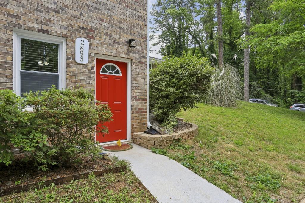 2893 White Oak Drive Decatur, GA 30032 - Photo 8 of 16