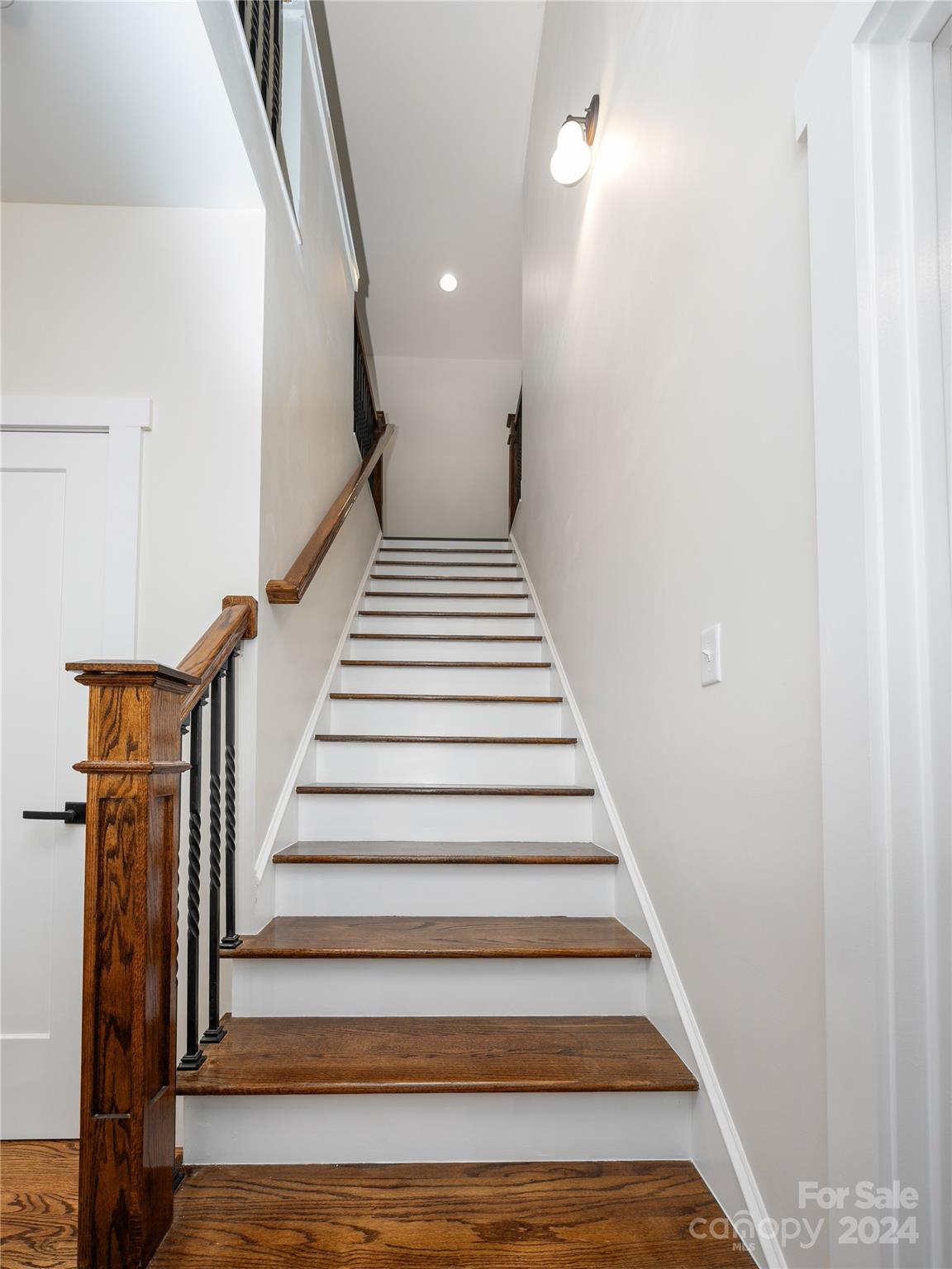 359 Tiptop Road Brevard, NC 28712 - Photo 45 of 48 a view of entryway