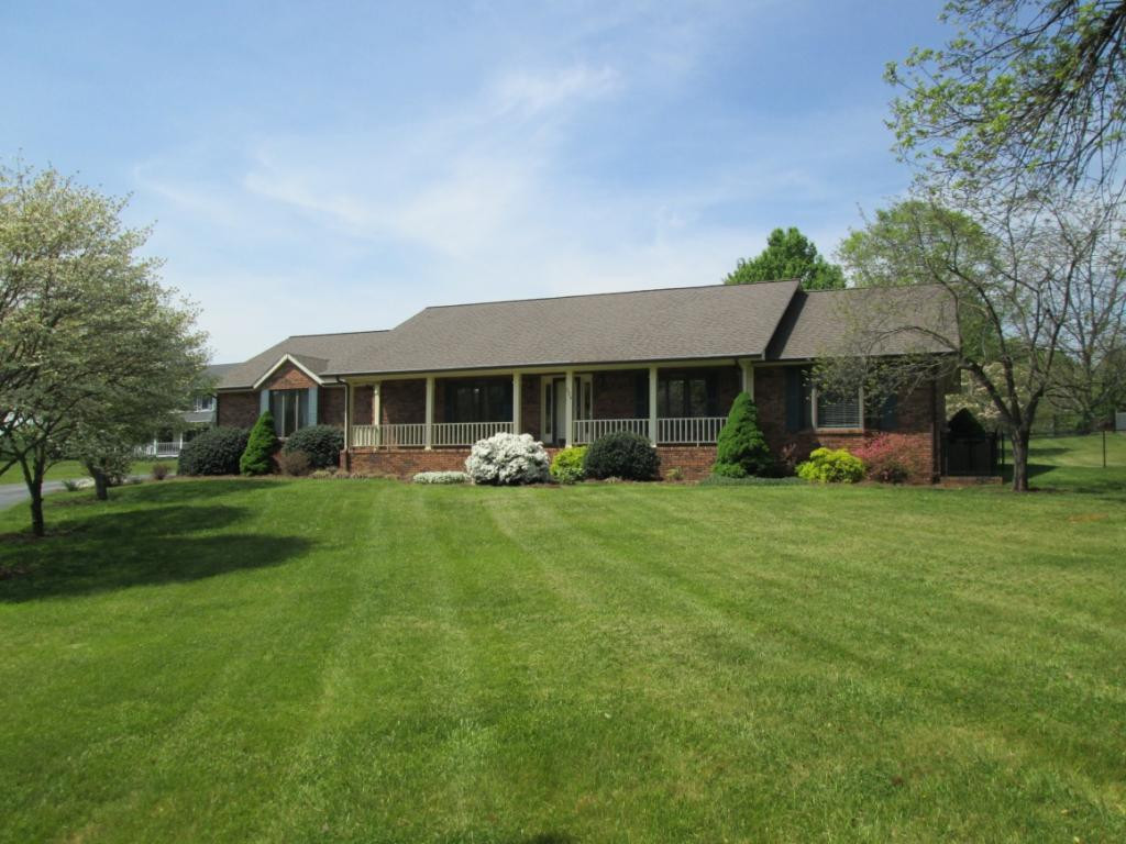 324 Booher Road Bristol, VA 24201 - Photo 1 of 36 Front