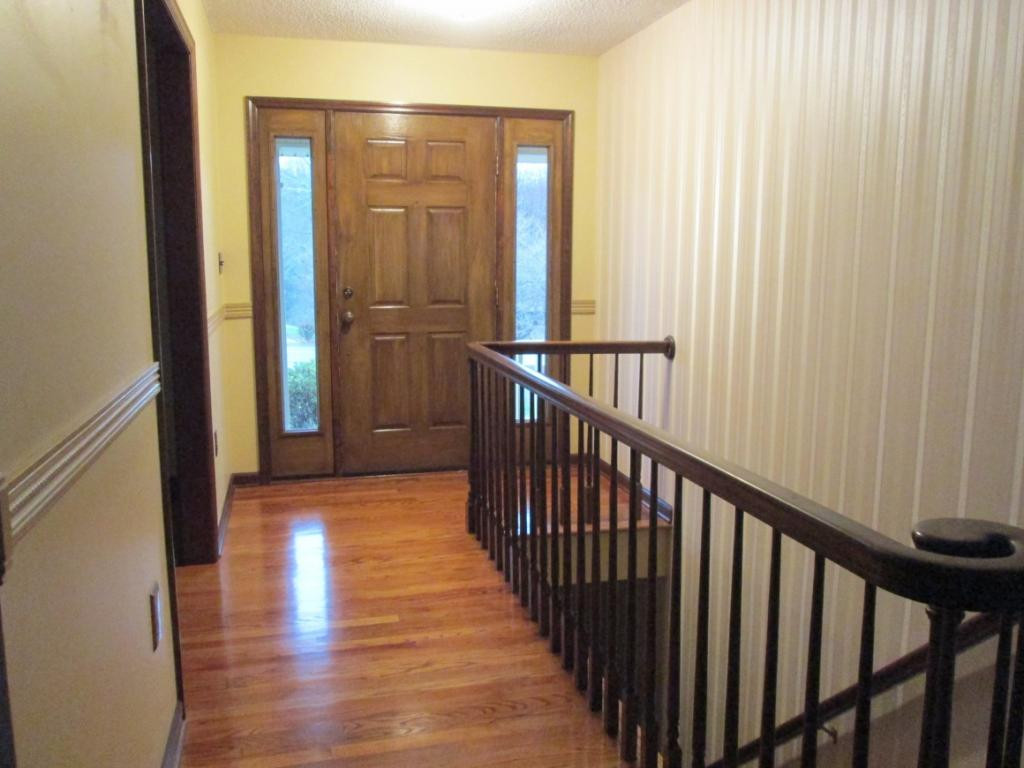 324 Booher Road Bristol, VA 24201 - Photo 2 of 36 Entry