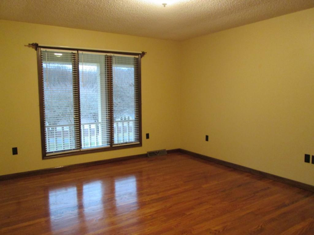 324 Booher Road Bristol, VA 24201 - Photo 16 of 36 Bedroom 2