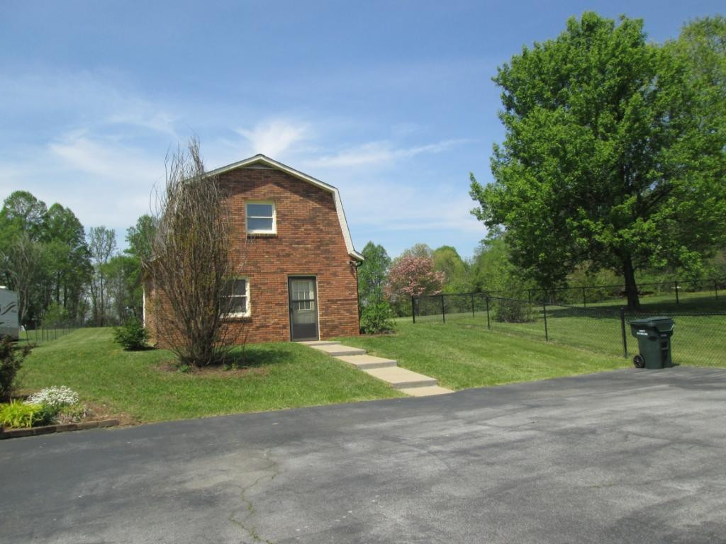 324 Booher Road Bristol, VA 24201 - Photo 29 of 36 Photo 29
