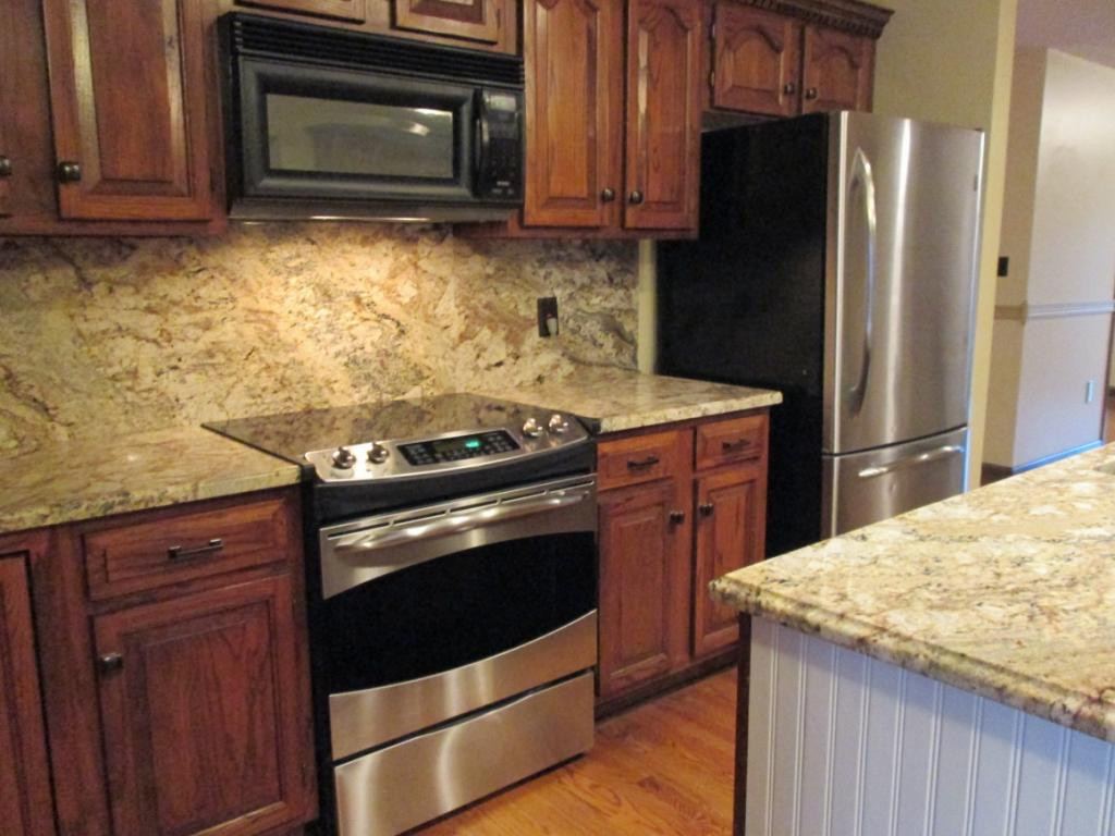 324 Booher Road Bristol, VA 24201 - Photo 9 of 36 Stainless Appliances