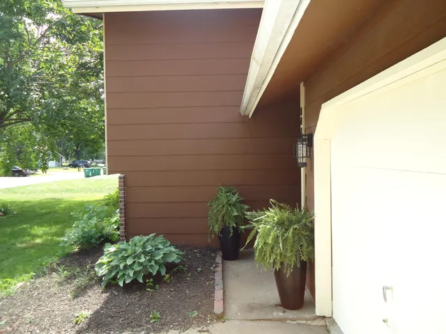 $324,999 | 8003 Fairfield Circle, Brooklyn Park, MN 55444