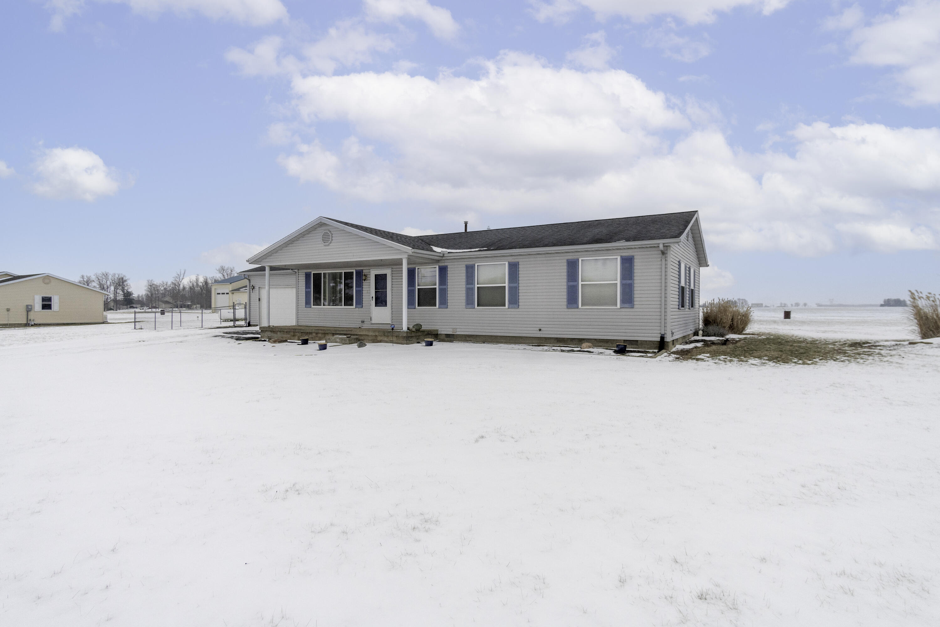 12790 Lochard Road Anna, OH 45302 - Photo 4 of 37