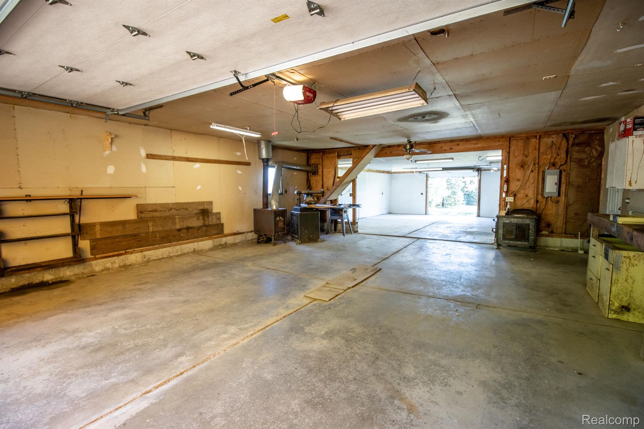 3137 West Newark Road Lapeer, MI 48446 - Photo 37 of 40 Front Entrance to the Garage (Extended Garage)
