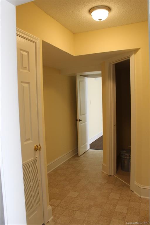 4830 Springview Road Charlotte, NC 28213 - Photo 23 of 24 Gallery Image 23