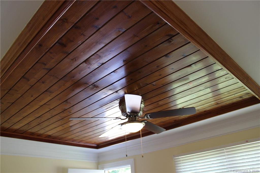4830 Springview Road Charlotte, NC 28213 - Photo 6 of 24 Gallery Image 6