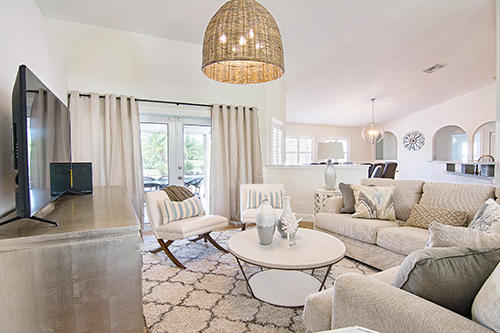 9362 154th Road North Jupiter, FL 33478 - Photo 5 of 26 living room