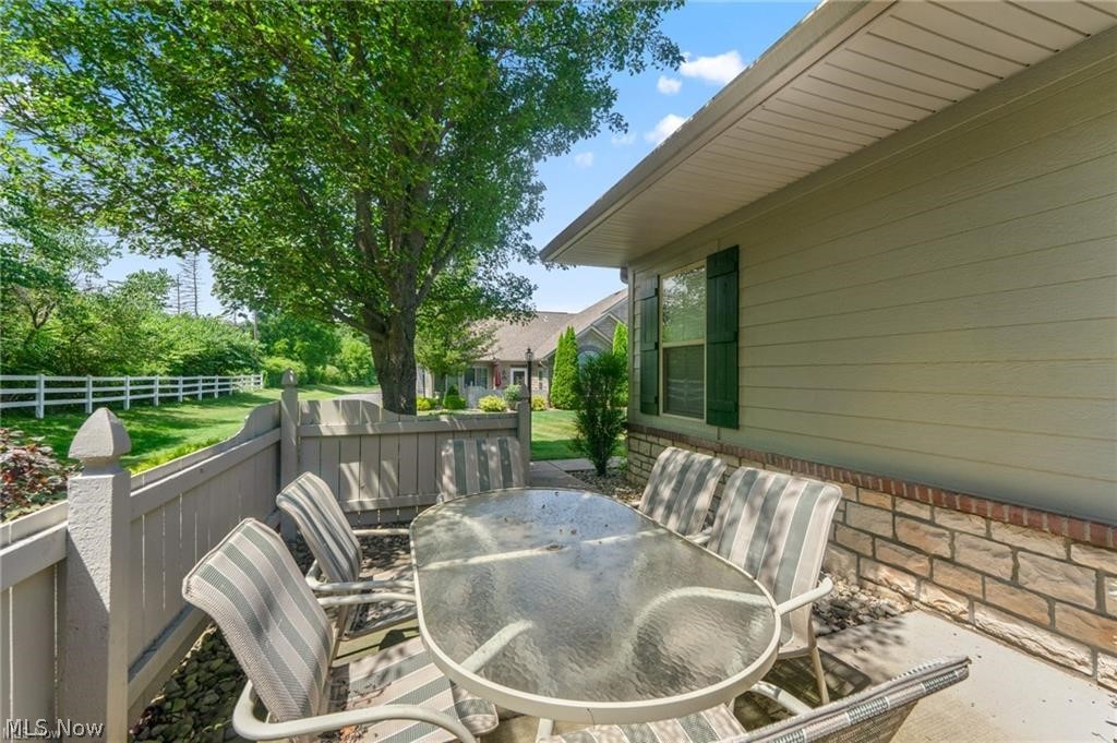 9264 Sharrott Road, Unit 1604 Youngstown, OH 44514 - Photo 28 of 29
