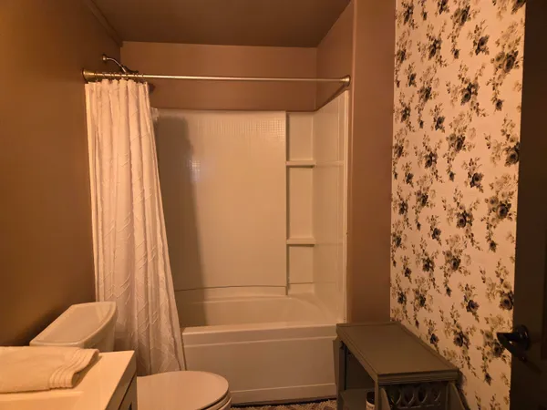 $349,900 | 637 Garfield Avenue, Evansville, WI 53536