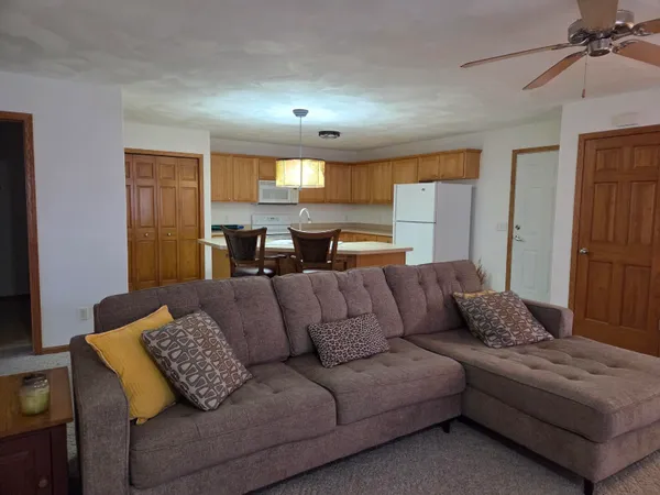 $349,900 | 637 Garfield Avenue, Evansville, WI 53536