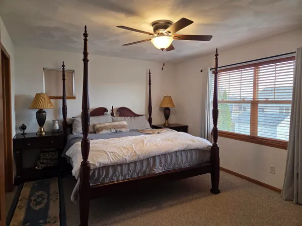 $349,900 | 637 Garfield Avenue, Evansville, WI 53536