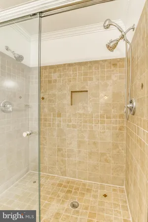 $4,400 | 5303 Jesmond Street, Alexandria, VA 22315