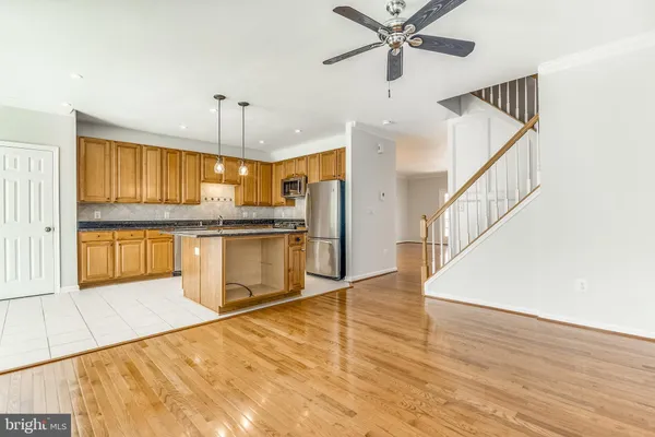 $4,400 | 5303 Jesmond Street, Alexandria, VA 22315
