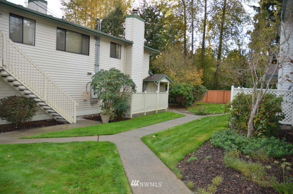 1521 201st Place Southeast, Unit C11 Bothell, WA 98012 - Photo 17 of 20 Gallery Image 17